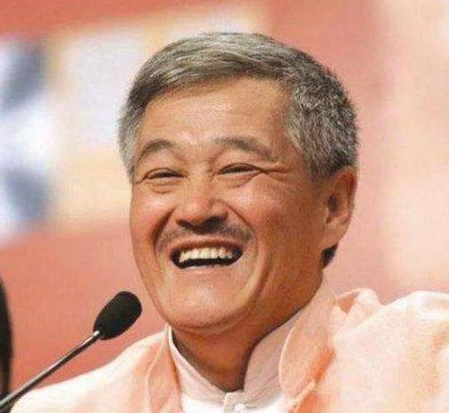 明星吃瓜爆料赵本山视频,娱乐圈幕后真相大揭秘